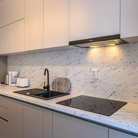 Rentforcomfort Dynamic Apartment Brasov